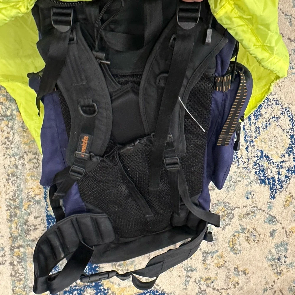 Invicta backpack - Picture 5 of 9